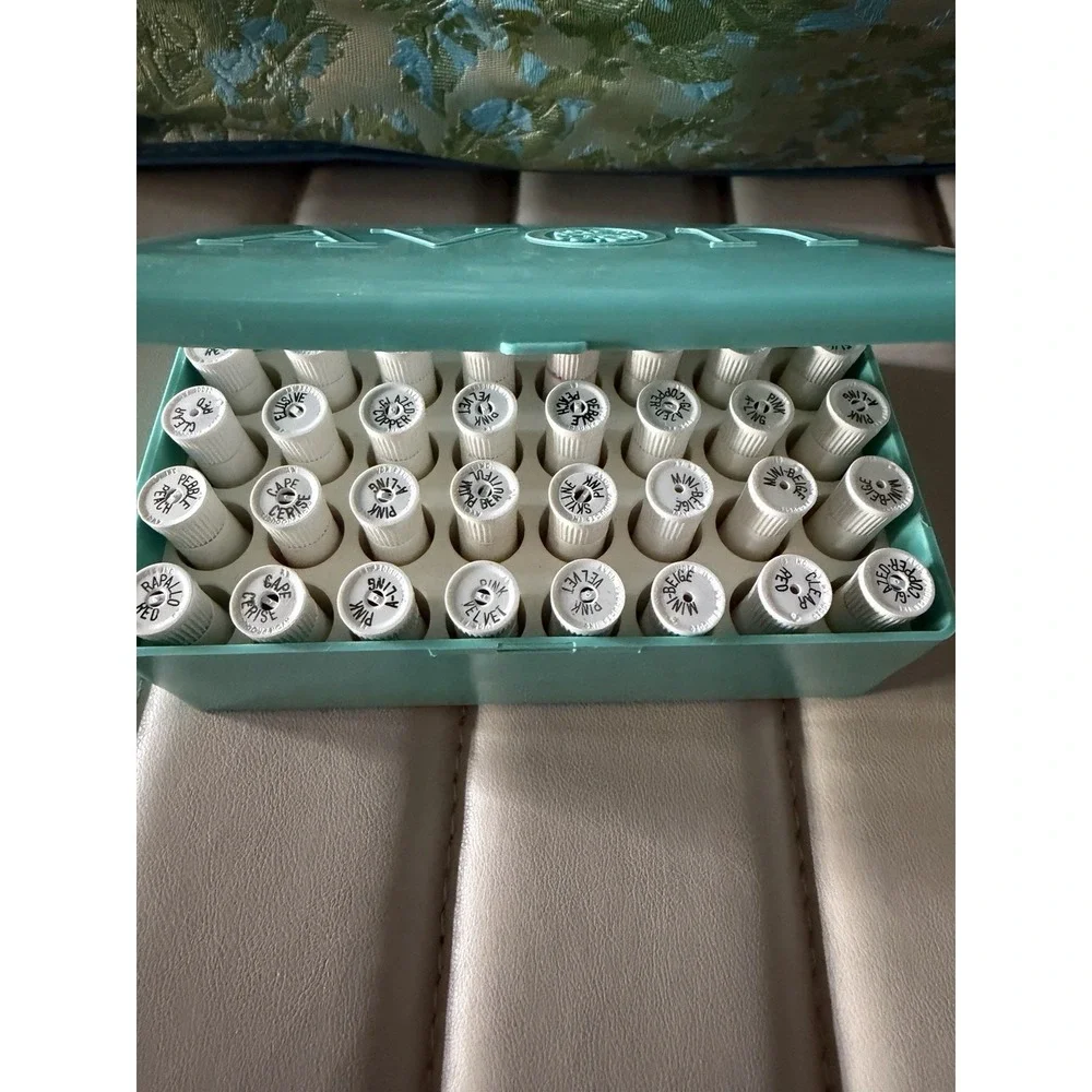 VTG 70s Avon Blue Green Tapestry Sales Rep Carry Case 15